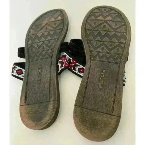 EUC Minnetonka Moccasin Sandal, Barbados Sandal Black Size 10 Leather Flip Flop - Picture 8 of 8